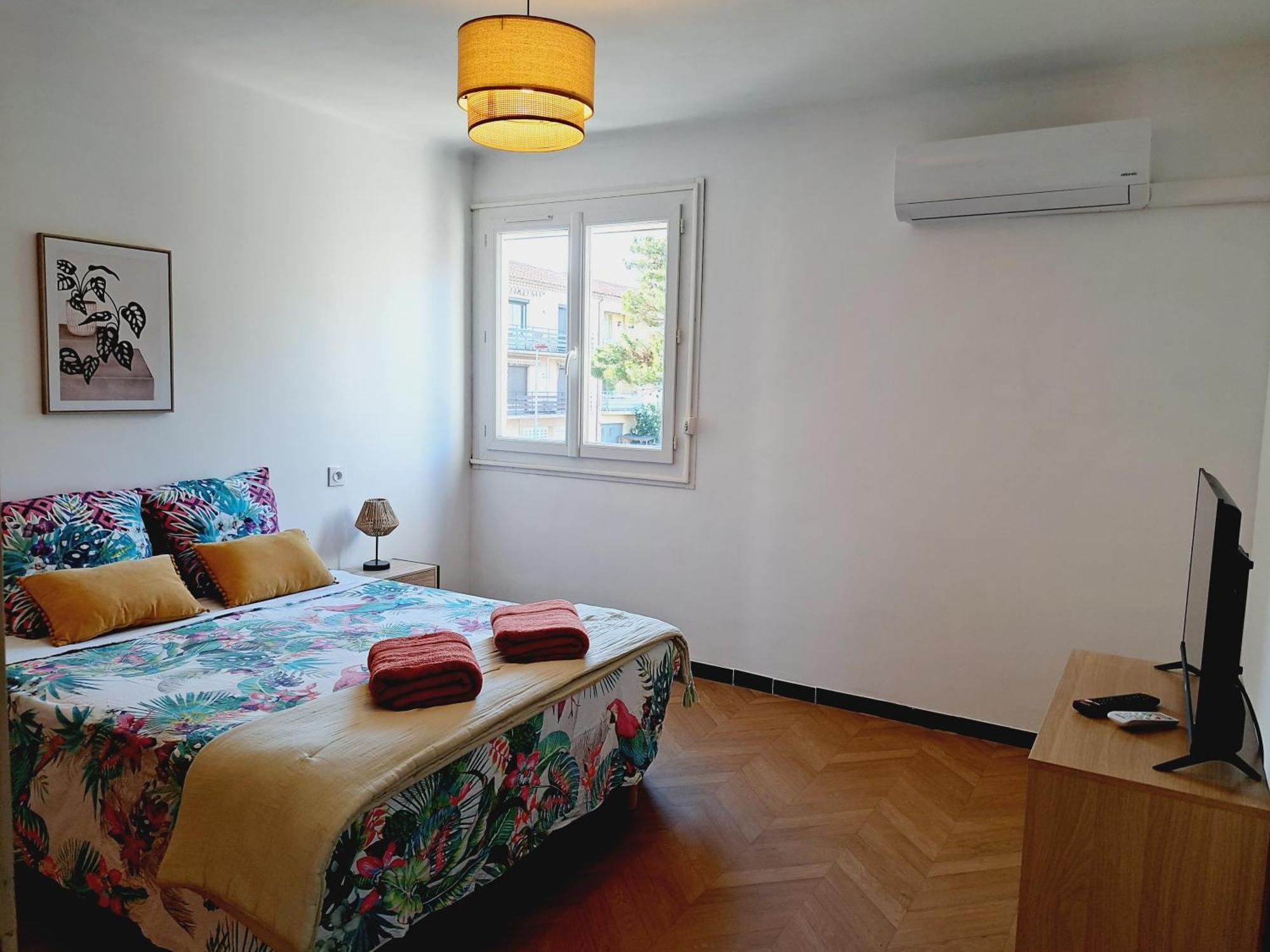 Spacieux Avec Balcon Apartamento
